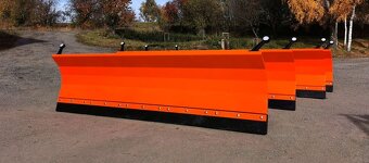 ZADNÍ RADLICE NA SNÍH. - 2