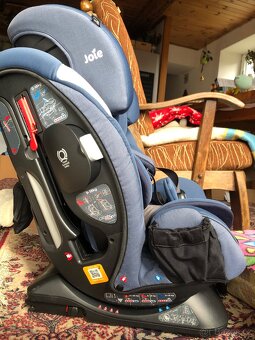 Autosedačka Joie every stage fx - 2