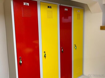 Nové šatní skříně - 2