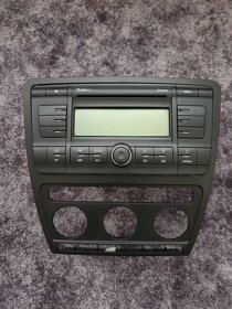 Radio octavia 2 - 2