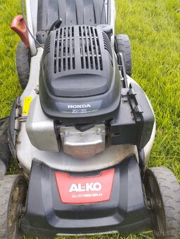 Sekačka s pojezdem AL-KO 520BR-H - 2