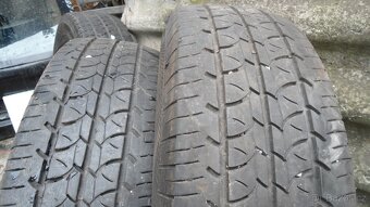 215/70R 15C - 2