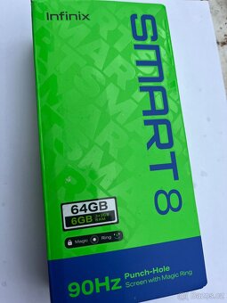 Mobilní telefon Infinix Smart 8 - 2