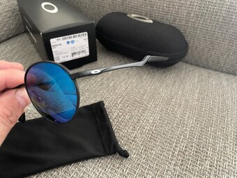 Oakley Terrigal Satin Light Steel/Prizm Sapphire Polarized - 2