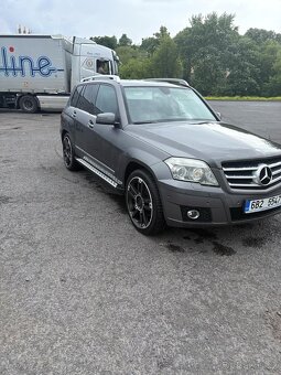 Mercedes Benz GLK - 2