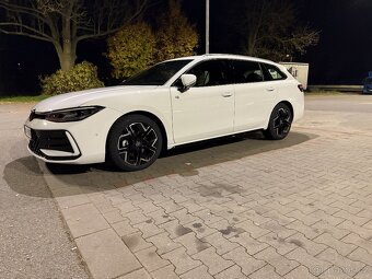 Operativní Leasing Passat B9 2.0 TDI 110kw R-line - 2