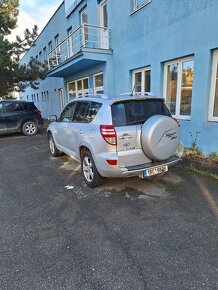 Toyota rav4 - 2