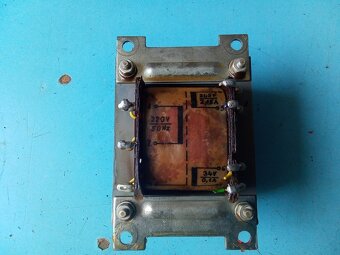 trafo z rádia TESLA DOMINANT 1039A - 2