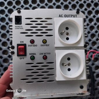 Měnič 24/230v 2000w - 2