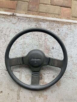 Suzuki samurai volant - 2