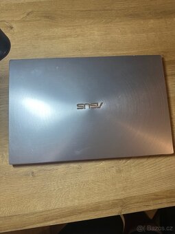 Asus Zenbook (notebook) - 2
