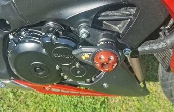 SUZUKI GSX-S1000 - 2