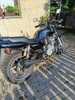 Honda CB750 - 2