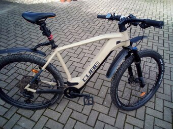 Prodám horské elektro kolo CUBE 29 " HYBRID - 2