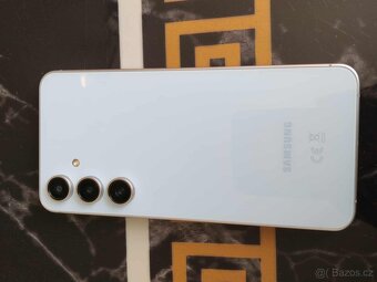 Samsung s24 fe - 2