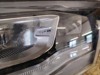 právé světlo Ram 1500DT - 2