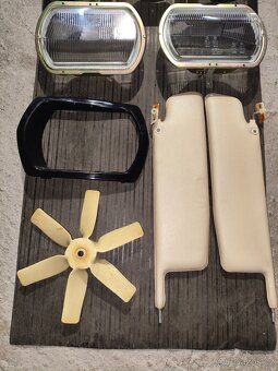 Wartburg trabant barkas IFA světla, díly.. - 2