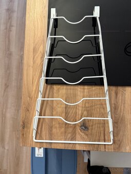 Závěsný držák na poklice Orion - 2