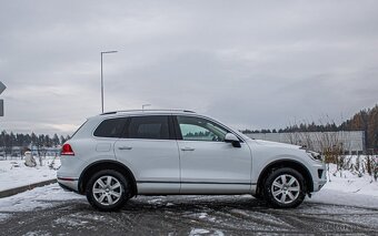 VW Touareg II 3.0 V6 TDI BMT 4MOTION Mountain - 2