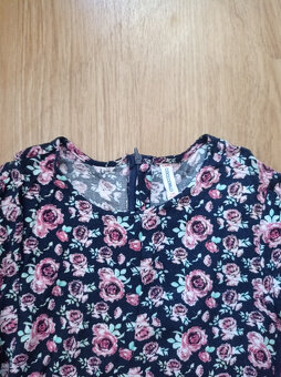 Šaty vel. 140 "Coccodrillo" - 2