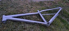 Rám Commencal absolut silver 2021 - 2