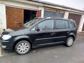 Volkswagen Touran 2.0TDI - 2
