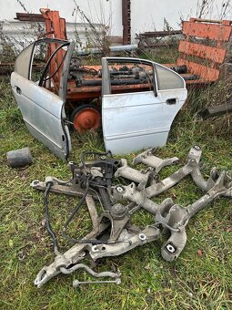Soubor dílů BMW E39 525d M57 CENA ZA VŠE - 2