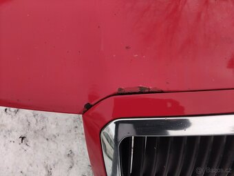 Škoda octavia kapota - 2