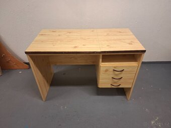 Polohovací psací stůl - 2