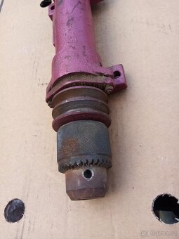 Hřídel na cirgulu, brusku... - 2