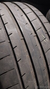Prodám 2 x letní pneu Goodyear 255/55/18 - 2