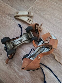 retro kolečkové brusle - 2