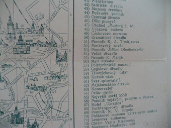 Mapa Moskvy + kapesníček. - 2