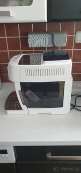 Kávovar Delonghi Ecam 2211 - 2