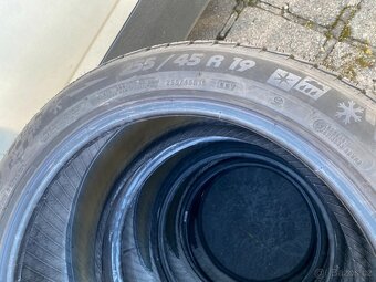 255/45/19 - zimní pneu Michelin - 2