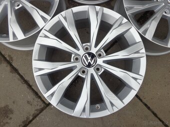 5x112 R17 Volkswagen Tiguan orig.lita kola - 2