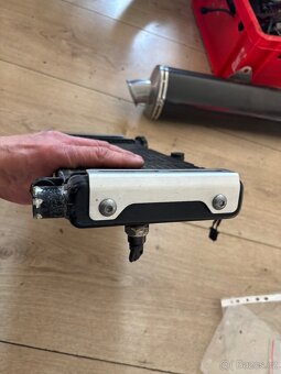 Chladic na Honda CB600F Hornet a CB600S 98-04 - 2