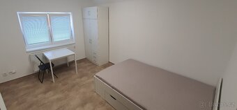 Pronájem bytu 1+kk ve Zlíně - 2