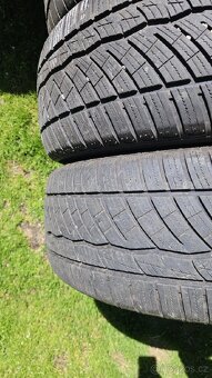 Celoroční pneu 235/55 R18 - 2
