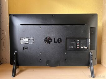 Televize LG 32LB550U - 2