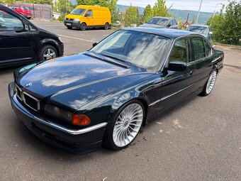 Bmw 7 e38 V8 - 2
