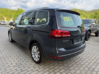 VW SHARAN 2.0 TDi HIGHLINE LED NAVI WEBASTO KAMERA TAŽNÉ - 2