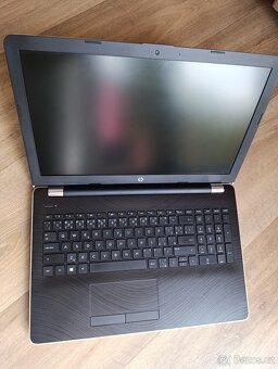 HP 15-BW049NC 15,6“/AMD A6-9220/SSD256GB/RAM8GB/DVD - 2