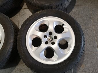 Alfa Romeo 147 alu 16 + letní 205/55/16. - 2