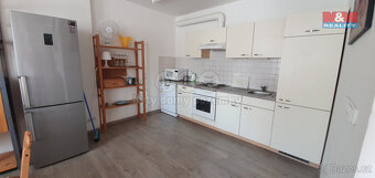 Pronájem atypického bytu, 114 m², Praha, ul. Zborovská - 2