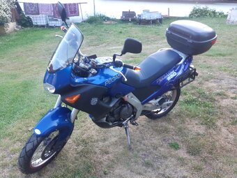 Aprilia Pegaso - 2