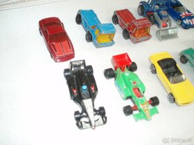 Staré angličáky 11 ks různí výrobci - matchbox,mattel,hotwel - 2