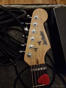 Lee hooker strat - 2
