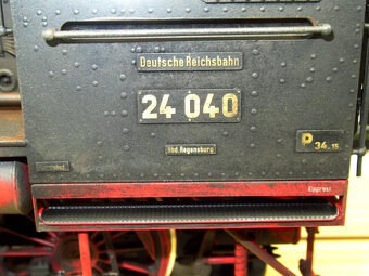 BMB KISS Umění. č. 2404 24 040 Landshut NEM - SPUR1 = 132 z - 2