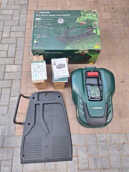 Robotická sekačka na trávu Smart PAMRS 1000  A1 Parkside - 2